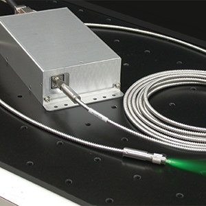 Fiber Out CW 532nm Laser激光模块与系统实物图（OXIDE Corporation制造）