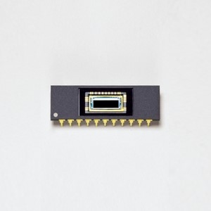 S10124-256Q-01CMOS图像传感器实物图（Hamamatsu Photonics制造）