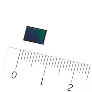IMX586CMOS图像传感器实物图（Sony Semiconductor Solutions Corporation制造）