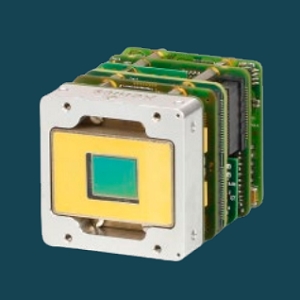 XSW 320 Gated Series科学与工业相机实物图（Xenics制造）
