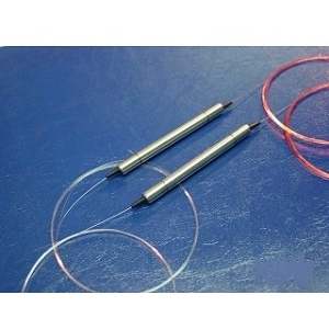 Polarization Insensitive Isolator 1300+/-50nm Broadband光纤隔离器实物图（VFIBRE CABLE LIMITED制造）
