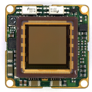 MQ042RG-CM-BRD科学与工业相机实物图（XIMEA GmbH制造）
