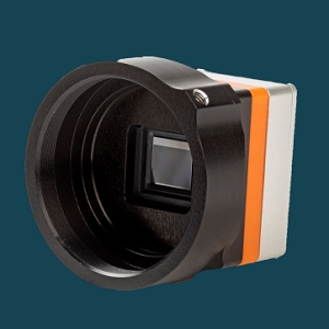 Dione 640 CAM Series科学与工业相机实物图（Xenics制造）