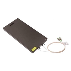 Space-qualified Erbium/Ytterbium Fiber Amplifier光放大器实物图（AGILTRON制造）
