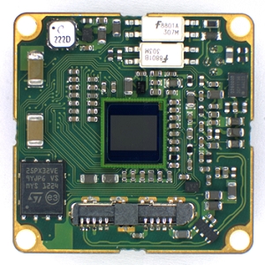 MQ003CG-CM-BRD科学与工业相机实物图（XIMEA GmbH制造）