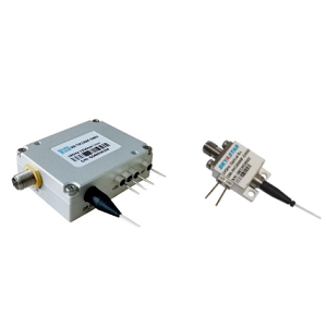 OM-TSCxxCNF-OWKD OM-RSC000NF-OWD0光纤收发器实物图（Skyastar Technologies制造）