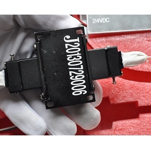 1550nm Acousto-Optic Modulator声光调制器实物图（BeamQ Lasers制造）