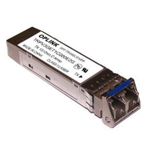 TRPV3GET1C000E2G光纤收发器实物图（Oplink Communications制造）