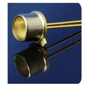 880 nm光电晶体管，适用于光开关和探测器应用