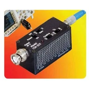 TIA-525S-FC 是一款光电转换器，适用于示波器，具有 FC 光纤输入和男性 BNC 输出。
